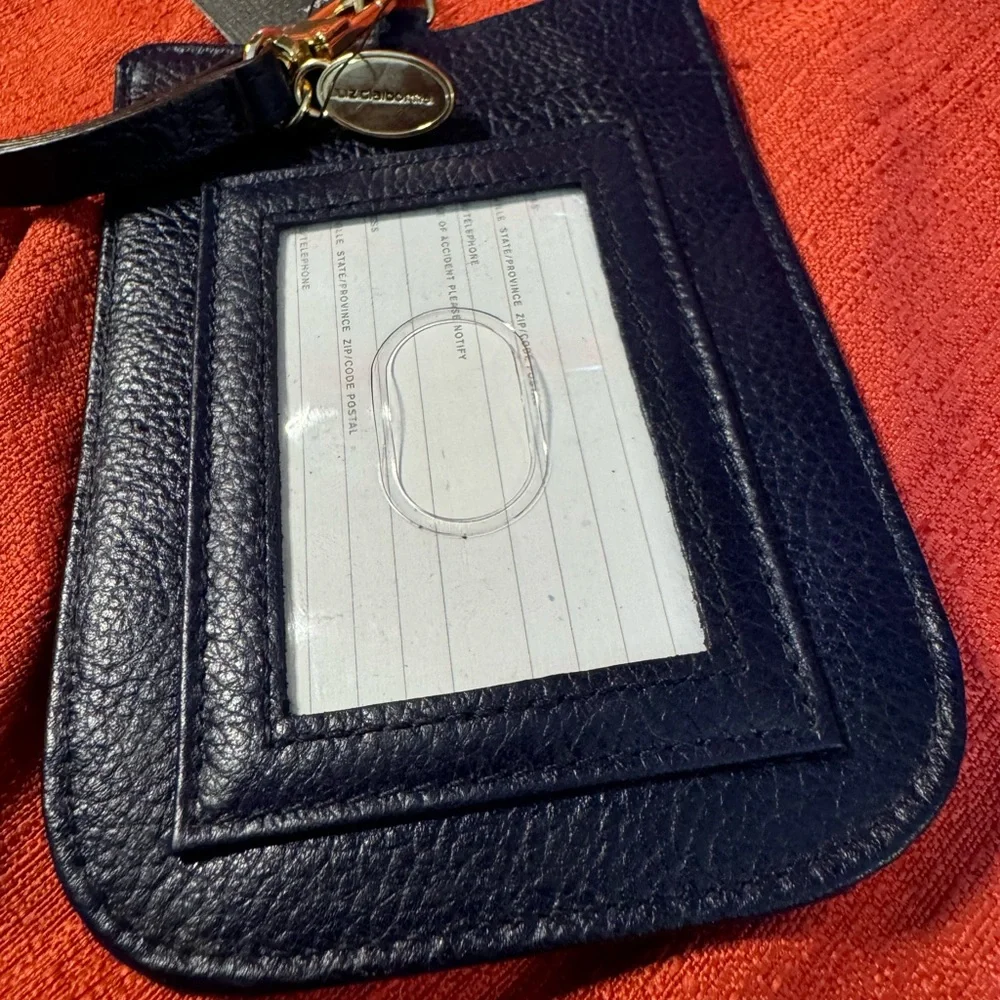 LIZ‎ CLAIBORNE Navy Leather Wristlet, NWT